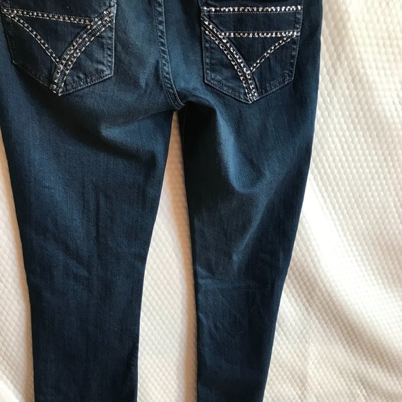 SEVEN7 WOMEN JEANS SZ JR 27" SLIM BOOT CUT STRETCH EMBELISHED POCKET EUC - Picture 10 of 11